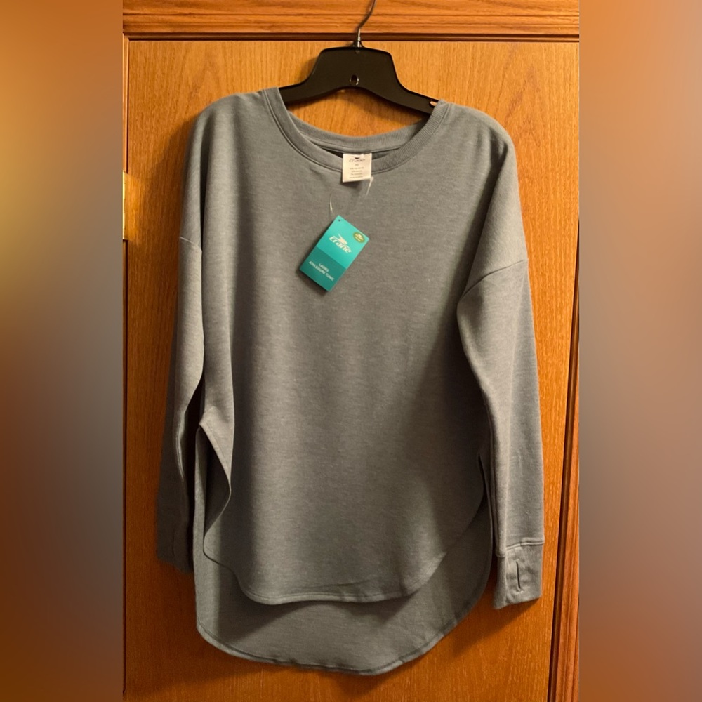 Women’s Crane Athleisure Tunic with Thumb Holes. Soft and Stretchy. High Low